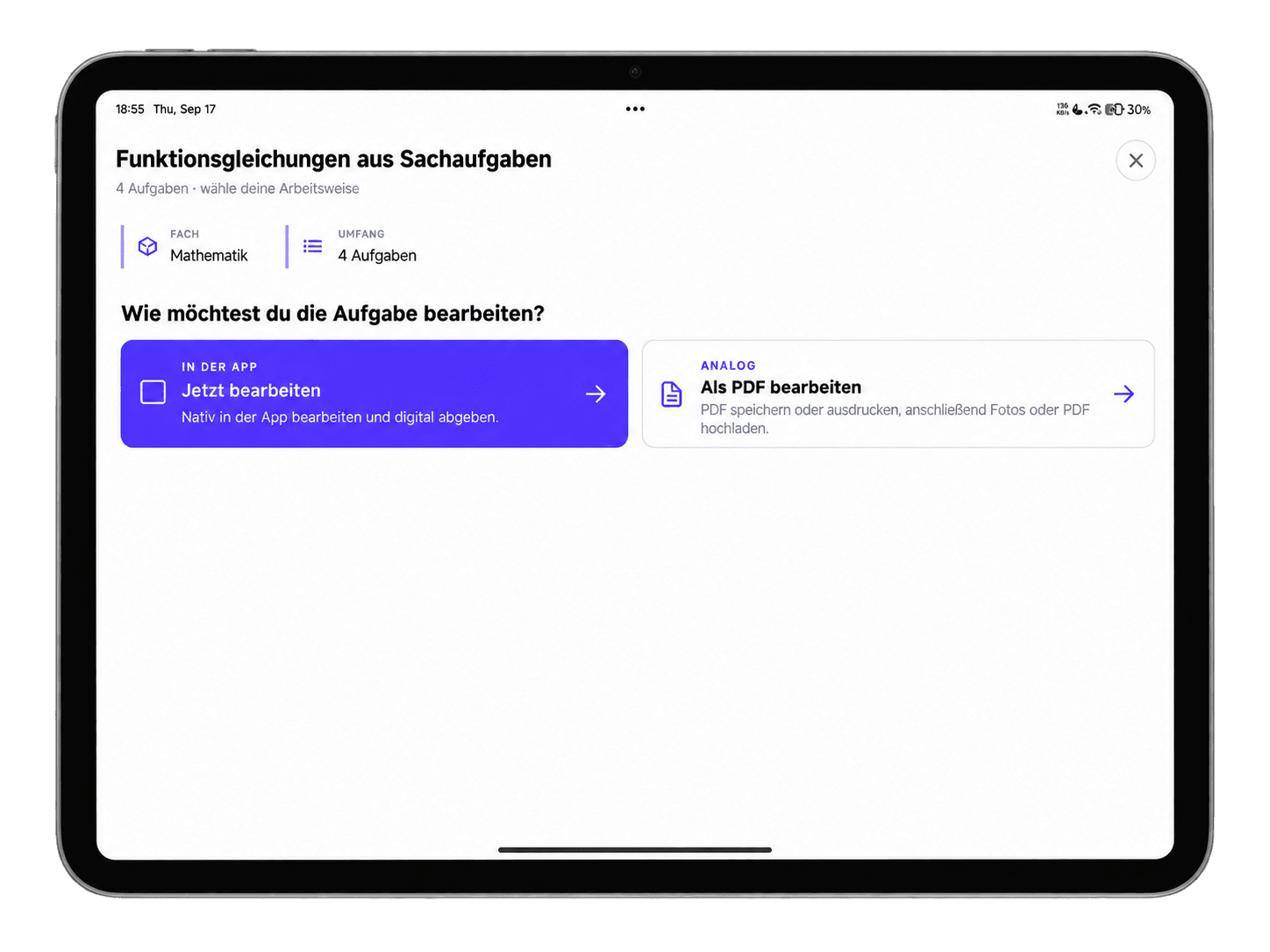 Aufgabenauswahl auf einem Tablet mit den Möglichkeiten, direkt in der App oder analog als PDF zu arbeiten
